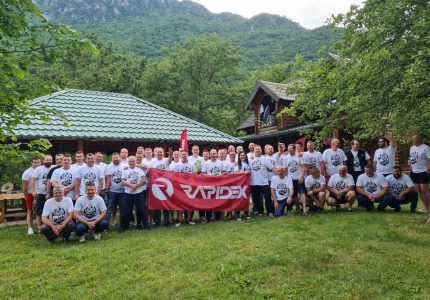 PREDSTAVITEV VALEO, OB RAFTING-UNA REKI TARI